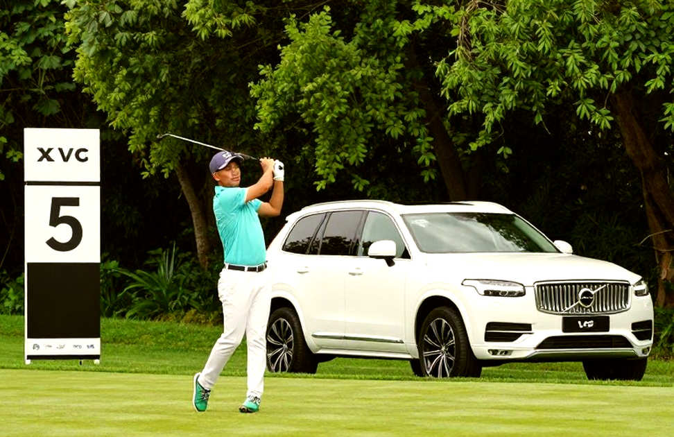 ब्लैक चेरी लेजर: L.A.B. Golf का नया रंग, पुराने दावे और गायब डेटा
